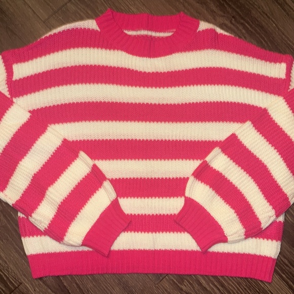 Striped Blue and Pink Sweaters - Picture 3 of 3